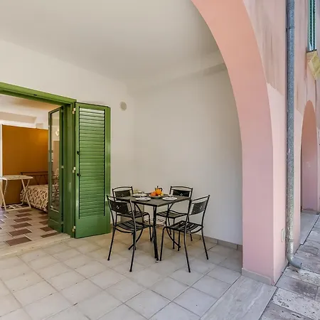 Family Village - Happy * Otranto