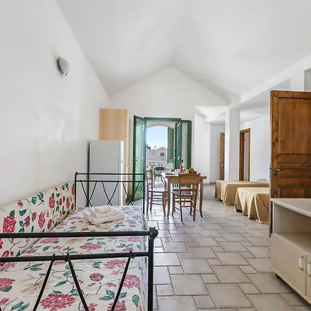 Family Village - Happy Apartment Otranto